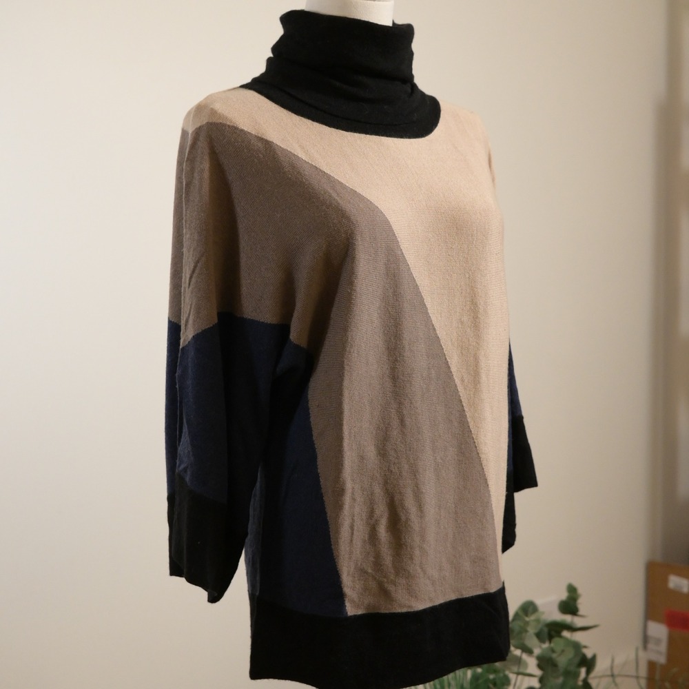 Mac & Jac Womens Colorblock Turtleneck Sweater Tan Navy Black Size Small